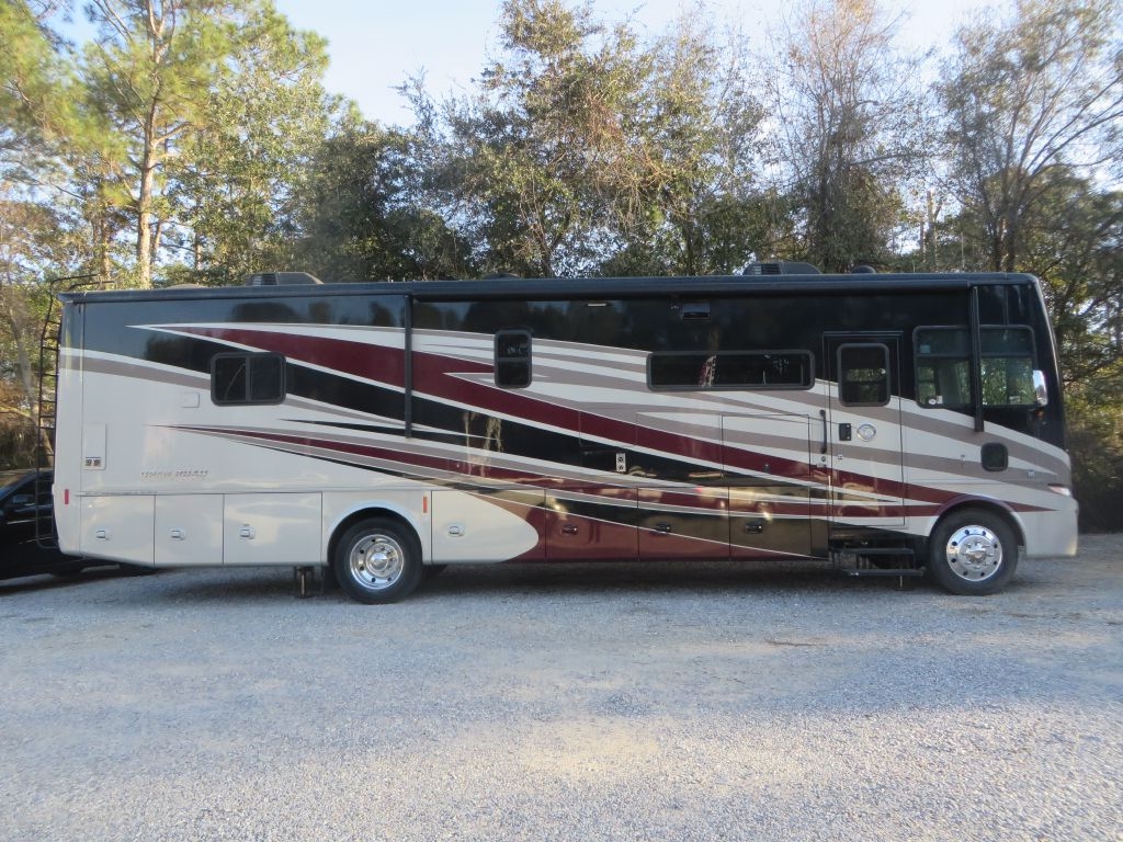2019 Tiffin Motorhomes Allegro OPEN ROAD