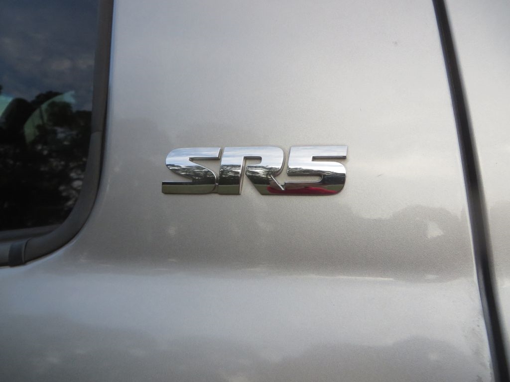 Toyota Tundra 2WD Truck  2014