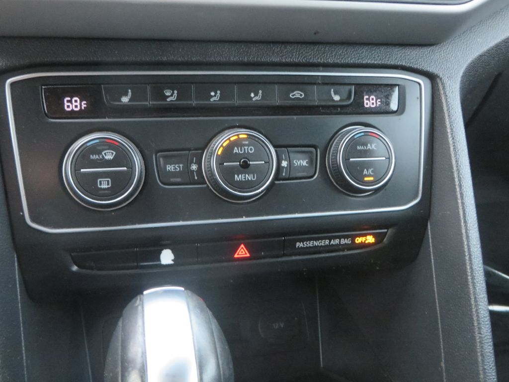 Volkswagen Atlas SE 2021