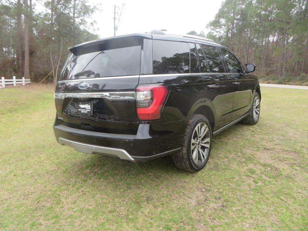 Ford Expedition  2021