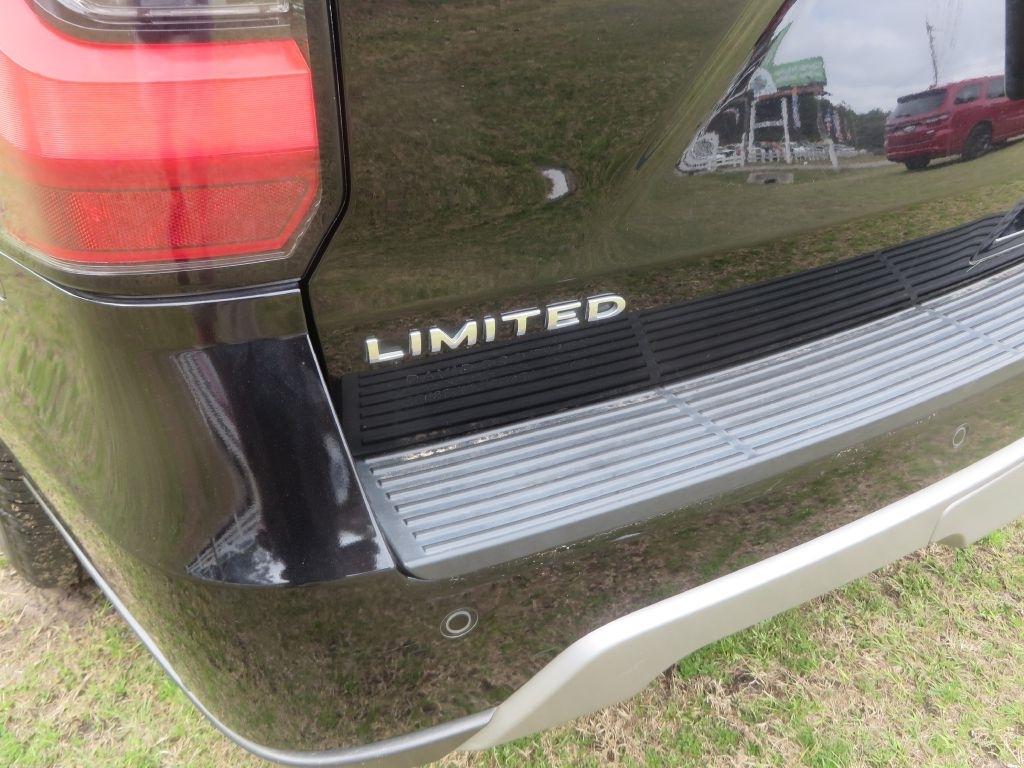 Ford Expedition  2021