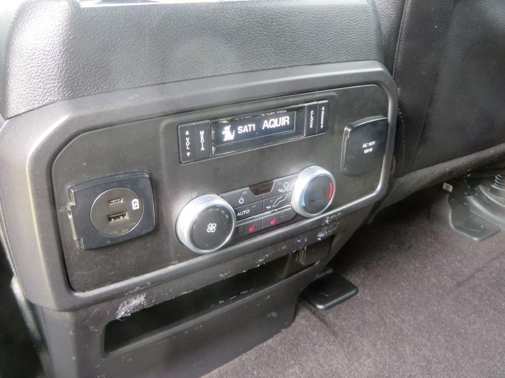 Ford Expedition  2021