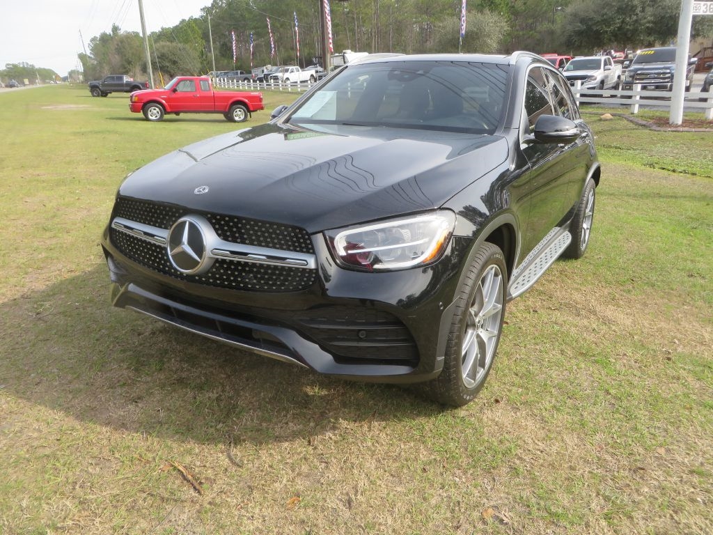 Mercedes-Benz GLC  2021