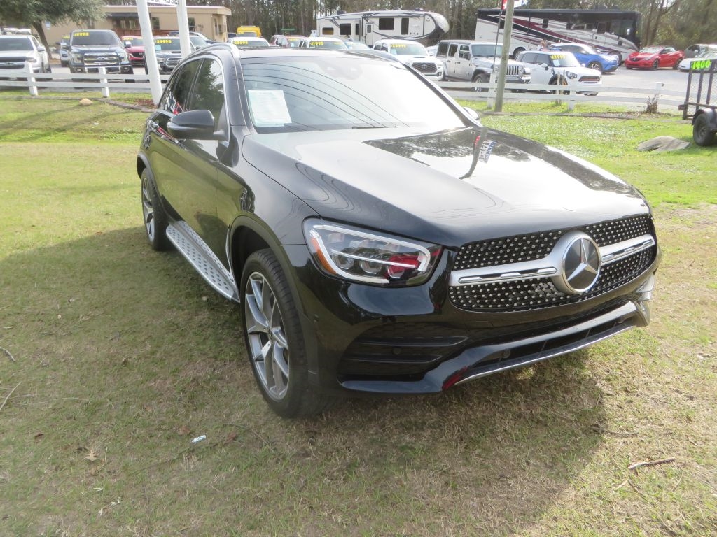 Mercedes-Benz GLC  2021