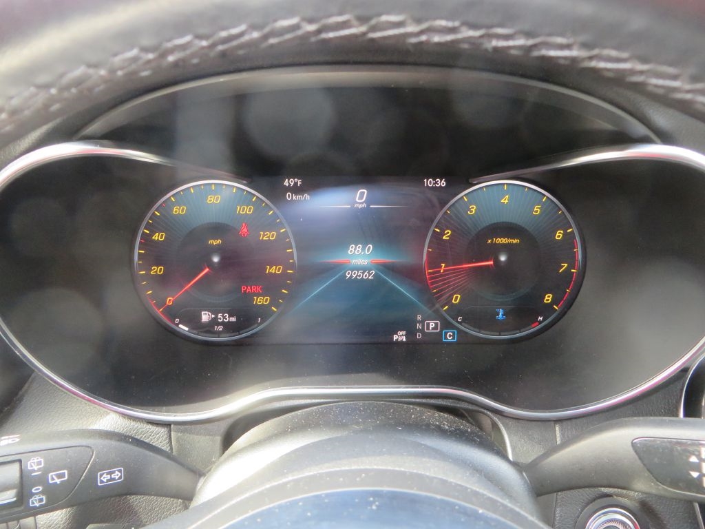 Mercedes-Benz GLC  2021