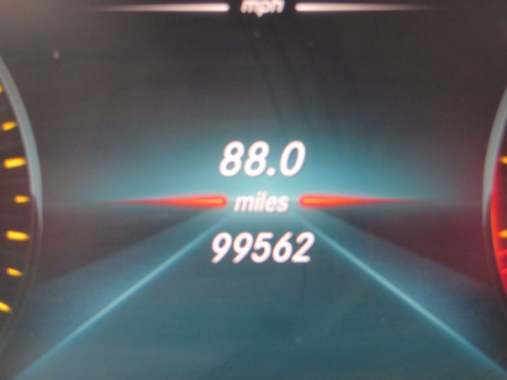 Mercedes-Benz GLC  2021