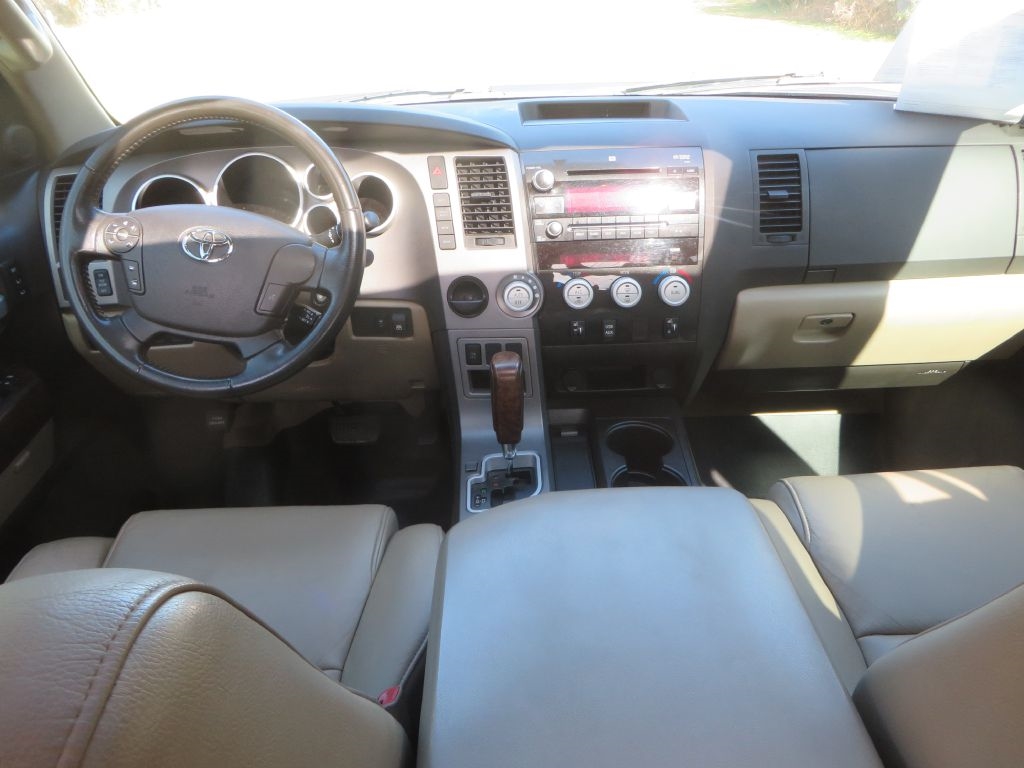 Toyota Tundra 2WD Truck  2011