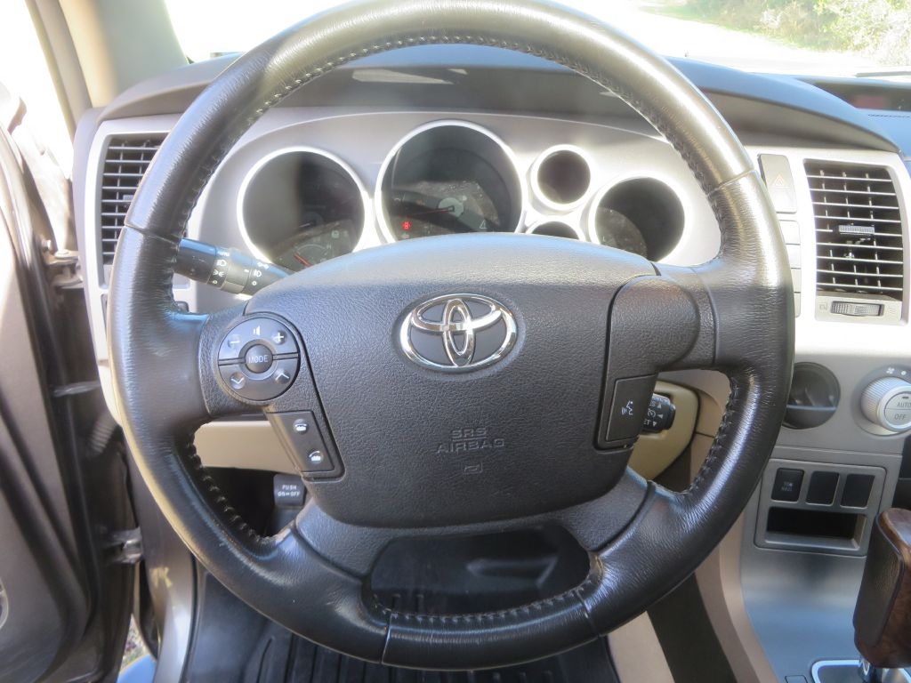 Toyota Tundra 2WD Truck  2011