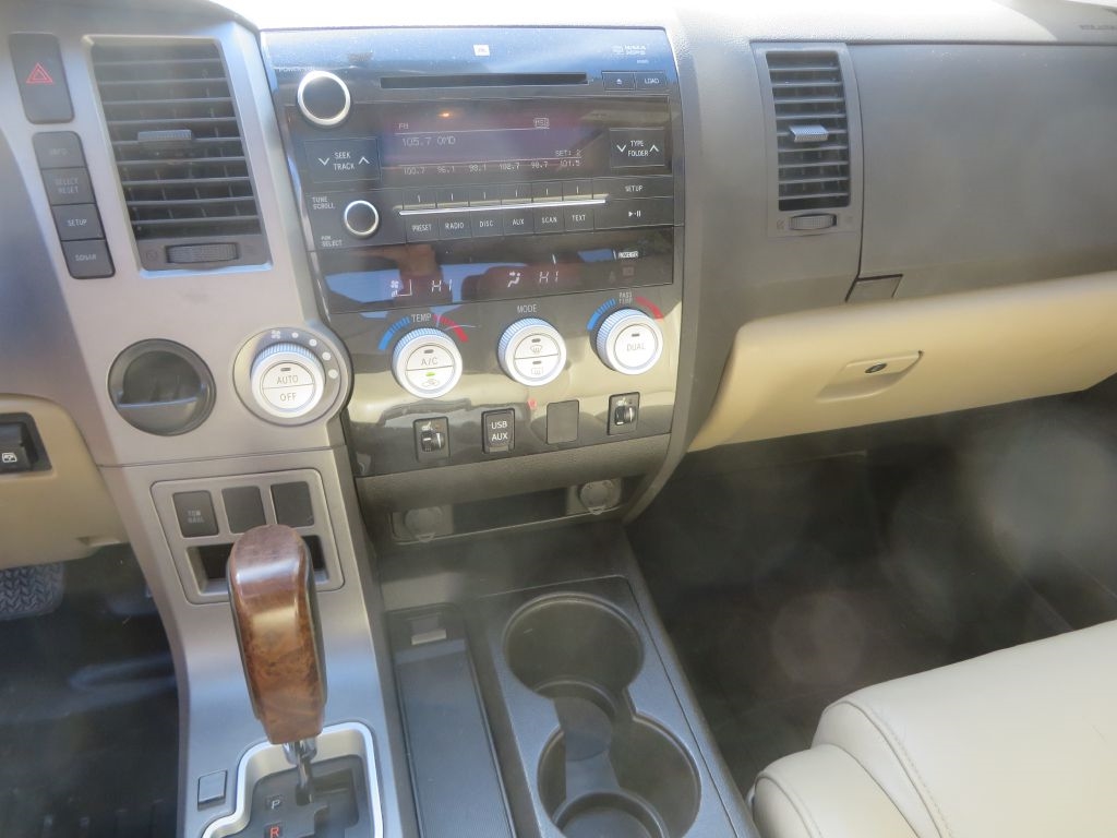 Toyota Tundra 2WD Truck  2011