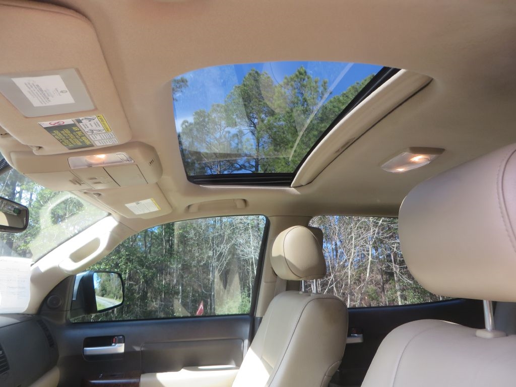 Toyota Tundra 2WD Truck  2011