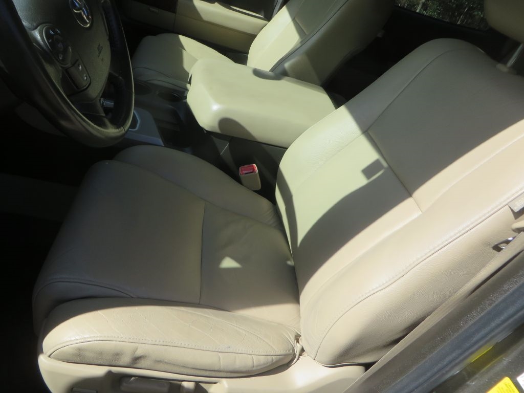 Toyota Tundra 2WD Truck  2011