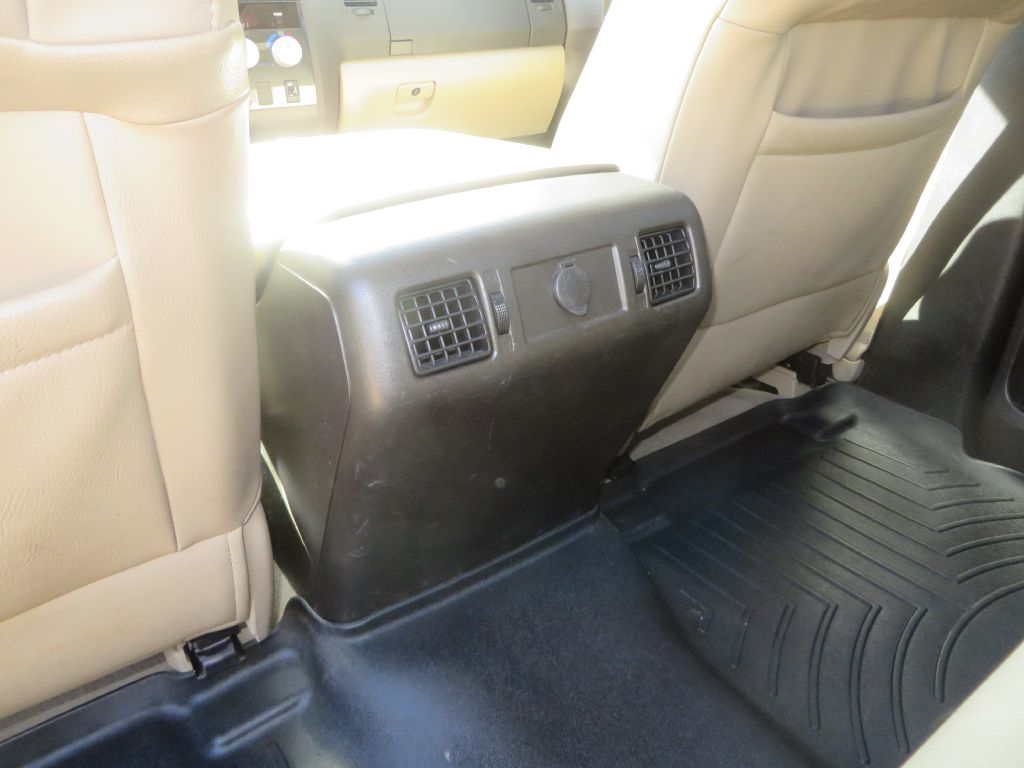 Toyota Tundra 2WD Truck  2011