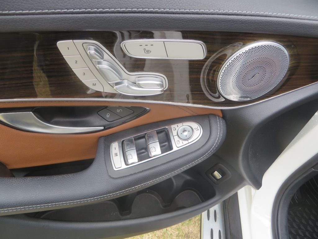 Mercedes-Benz GLC  2019