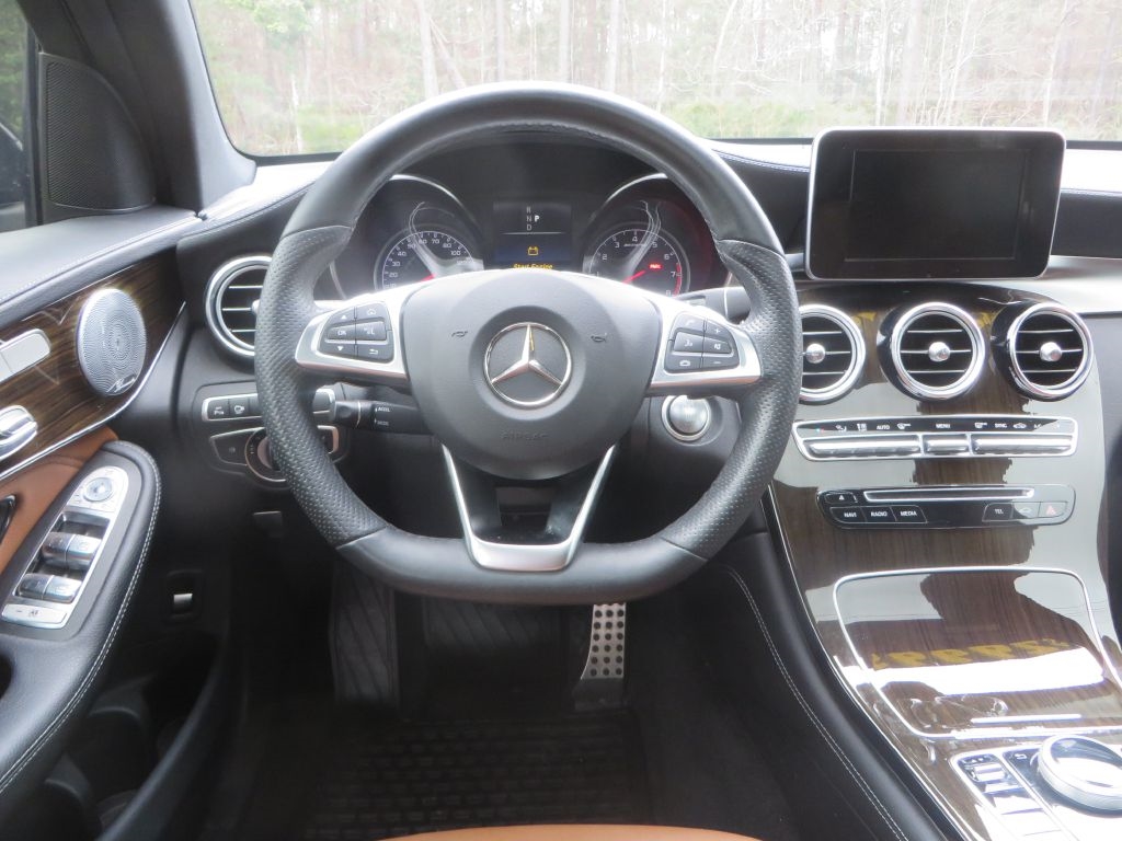 Mercedes-Benz GLC  2019