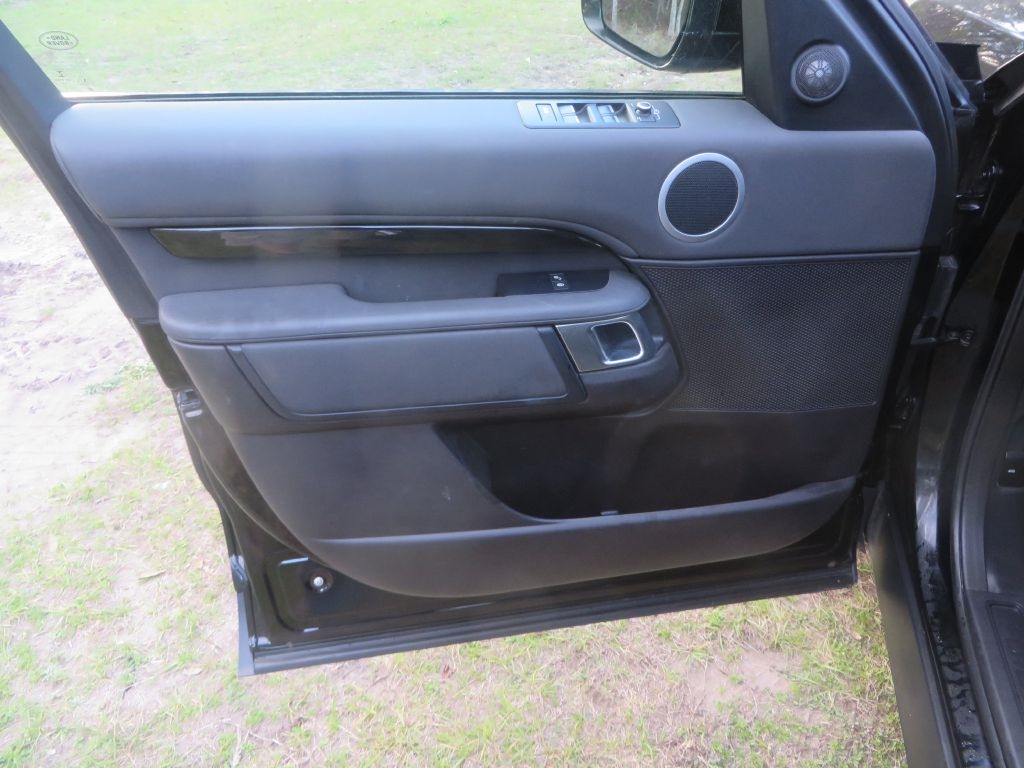 Land Rover Discovery  2018