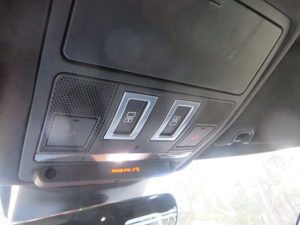 Land Rover Discovery  2018