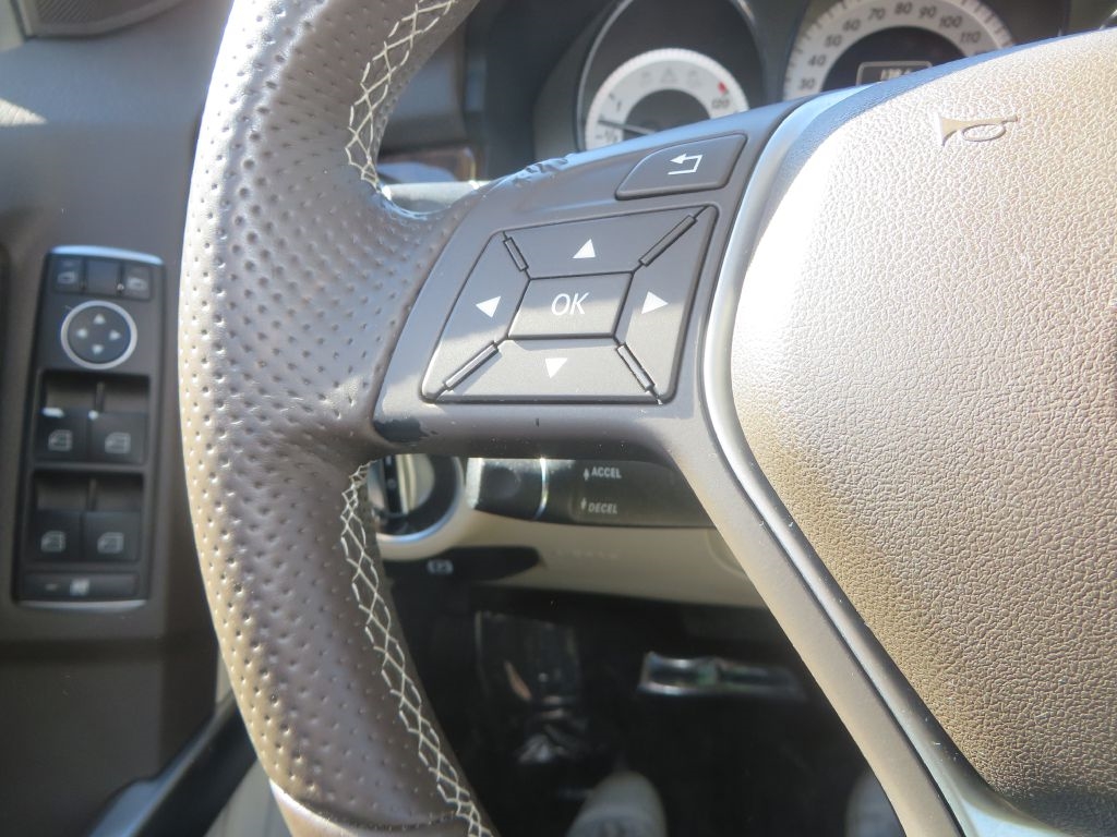 Mercedes-Benz GLK-Class  2015