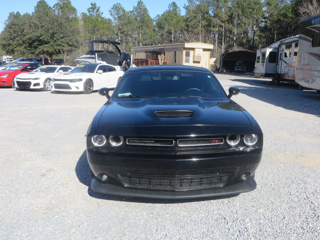 Dodge Challenger  2022