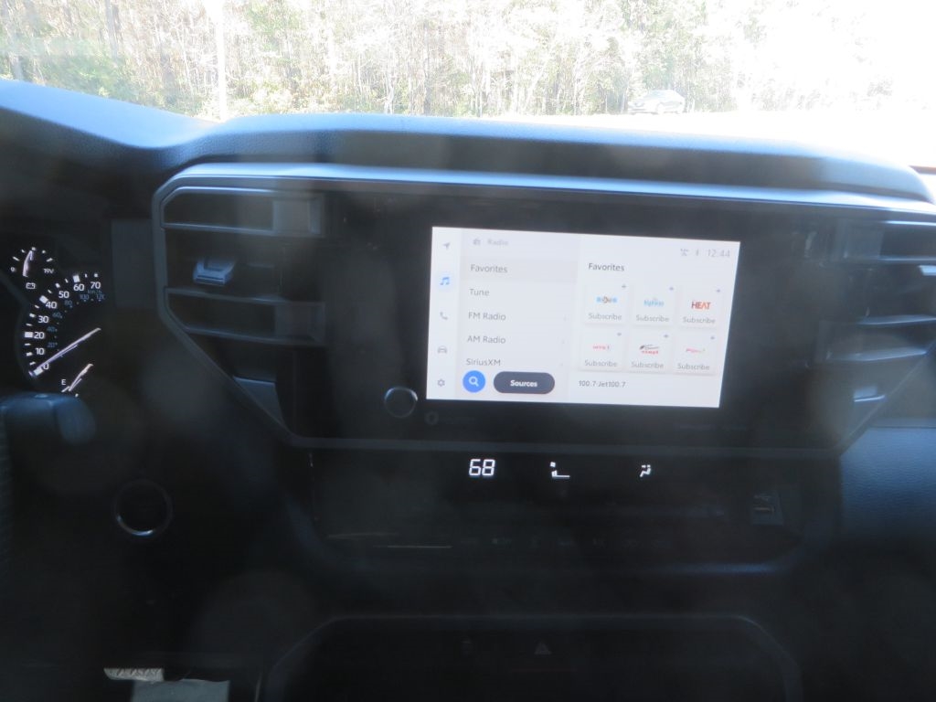 Toyota Tundra 4WD  2023