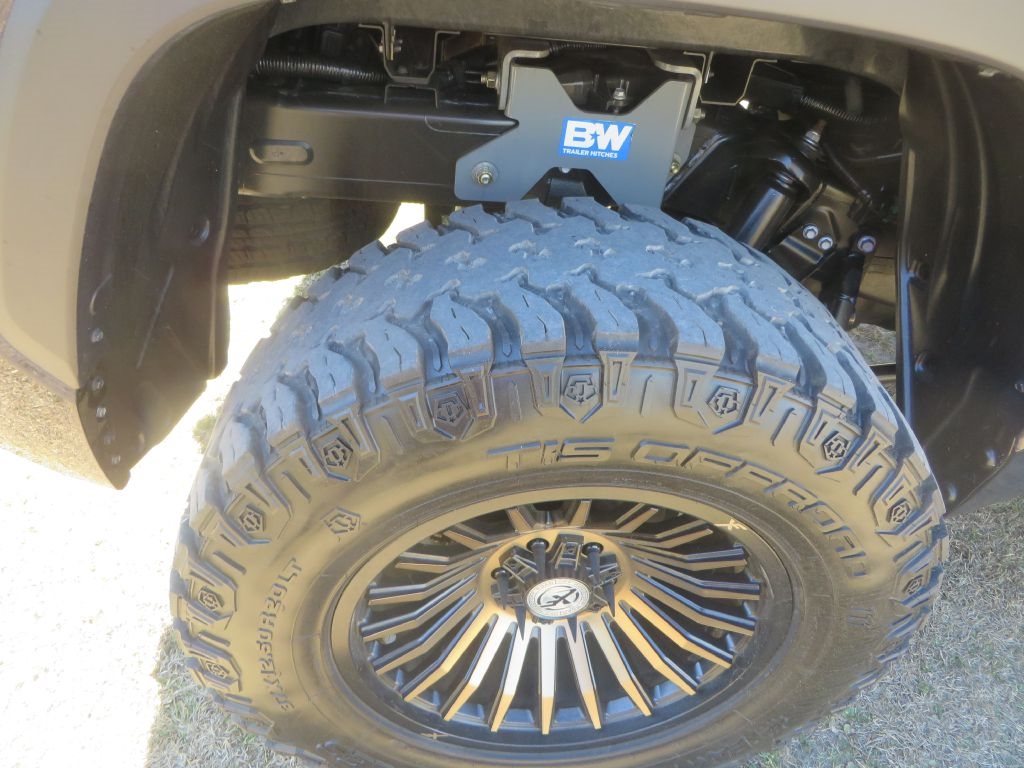 Toyota Tundra 4WD  2023