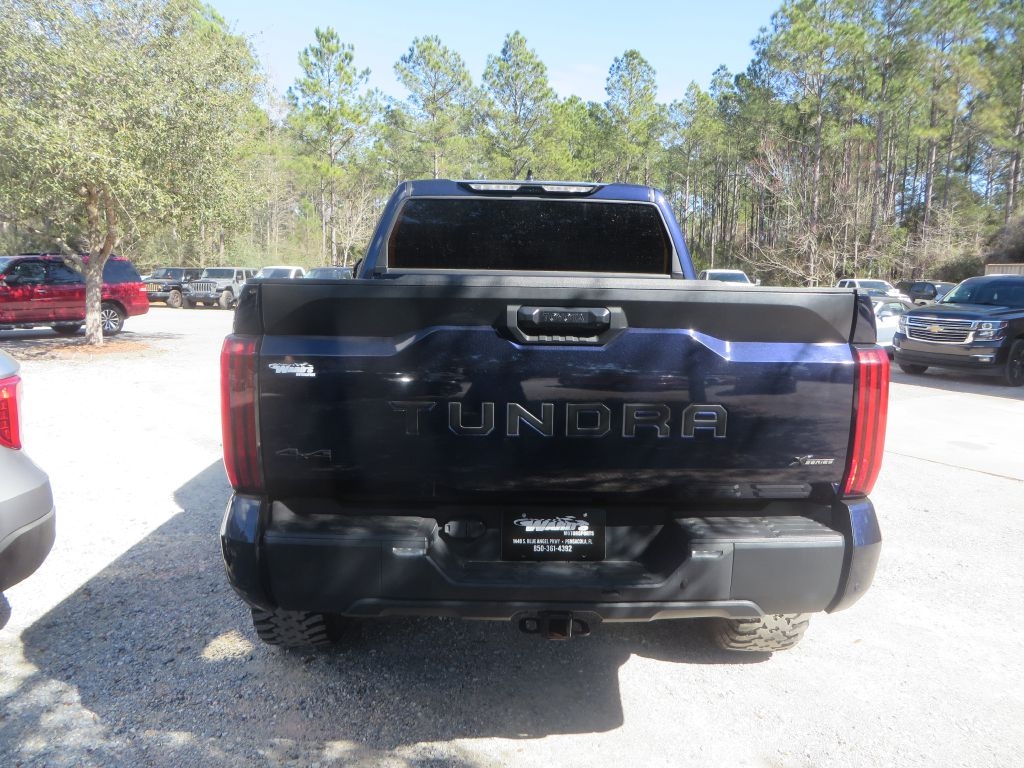 Toyota Tundra 4WD  2023