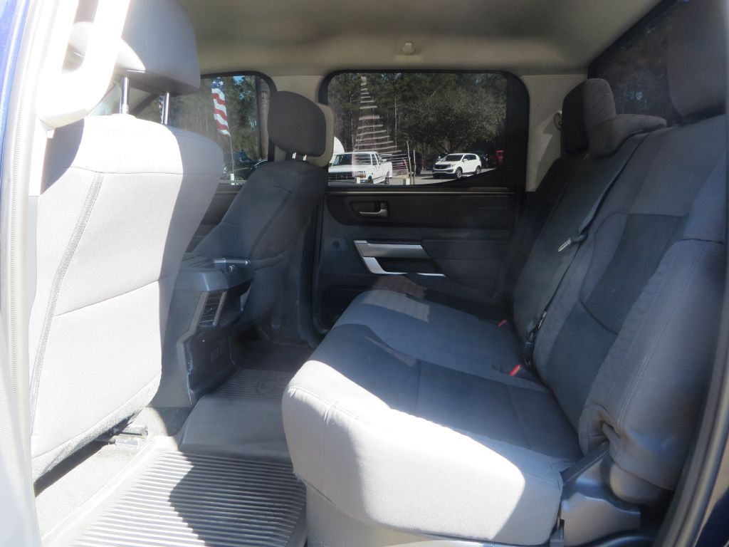 Toyota Tundra 4WD  2023