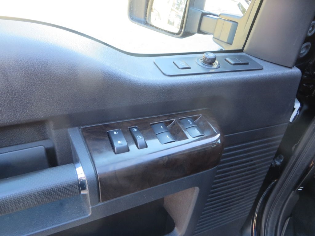 Ford Super Duty F-350 SRW  2016