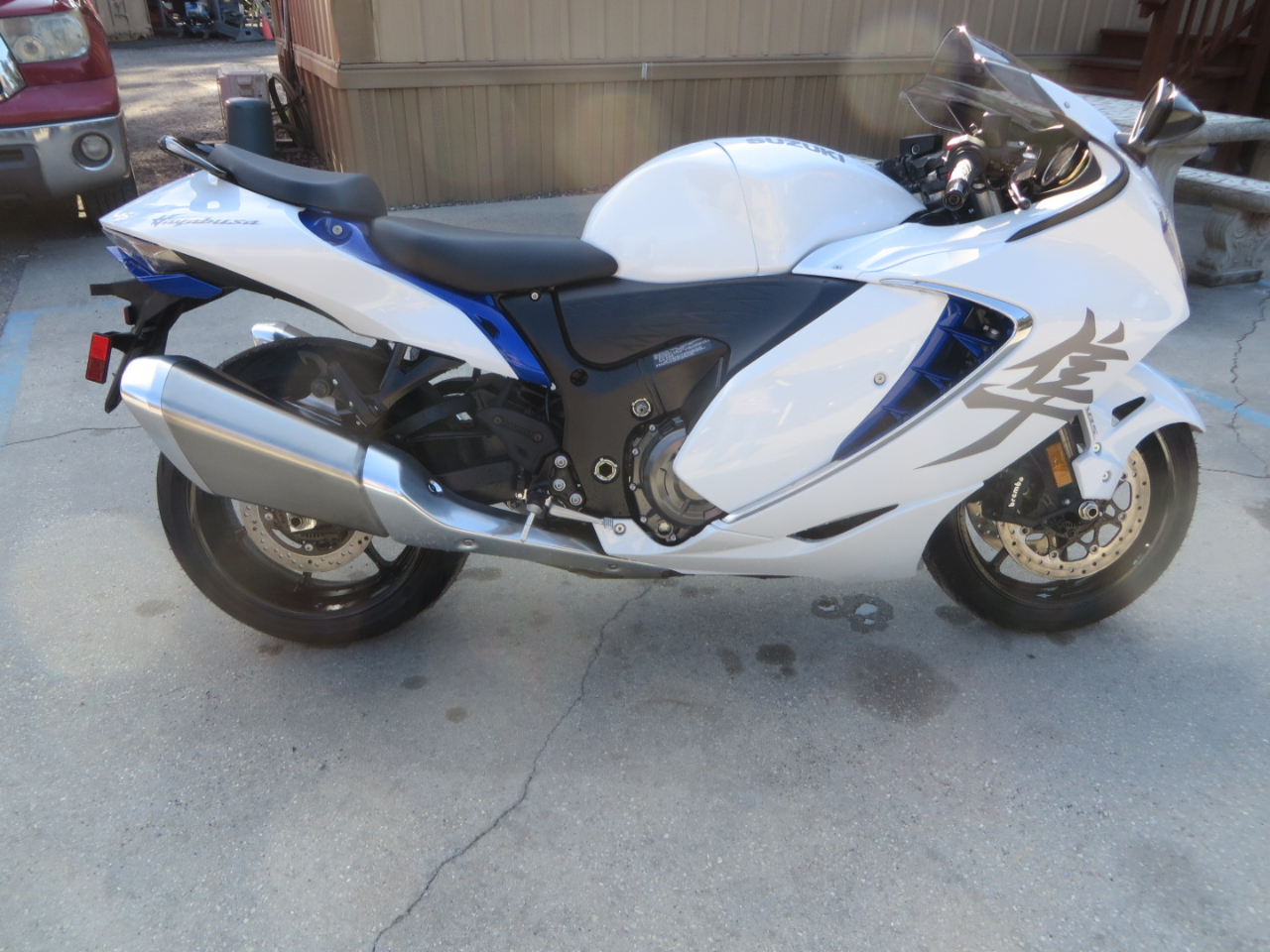 Suzuki GSX1300 Hayabusa  2023