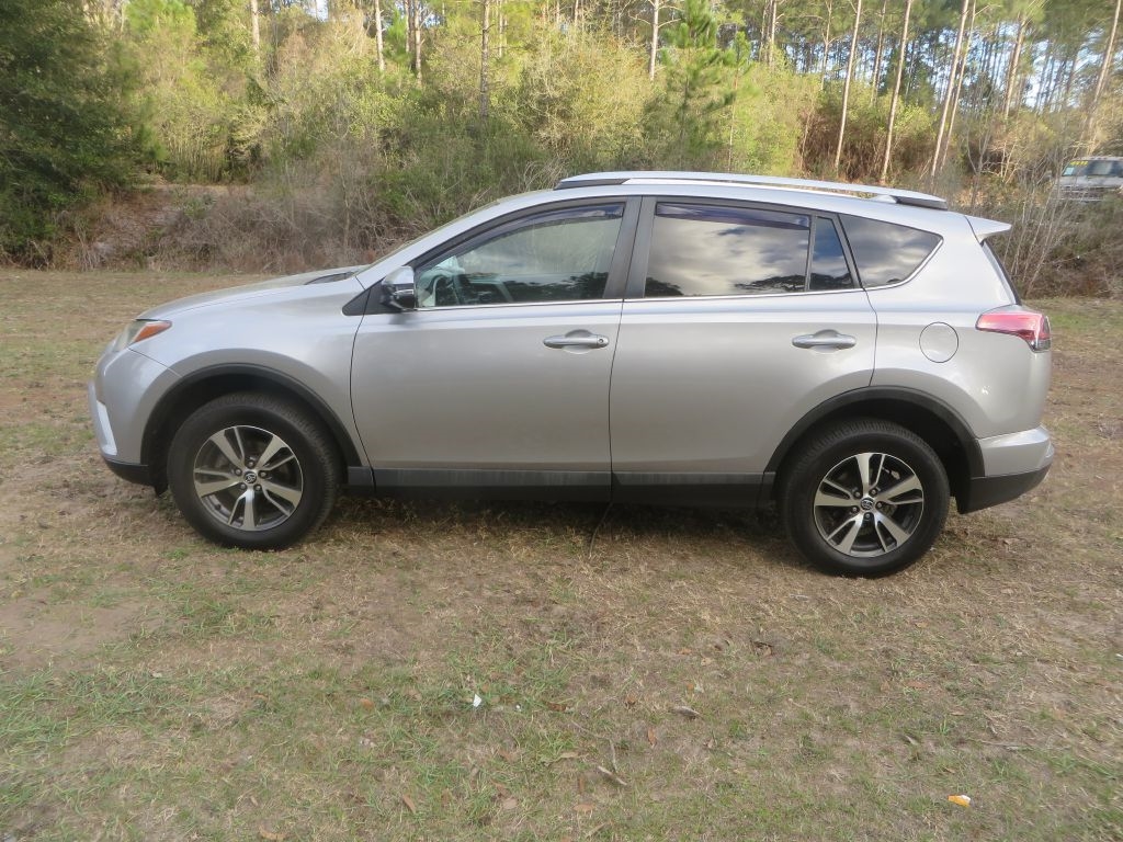 Toyota RAV4  2016