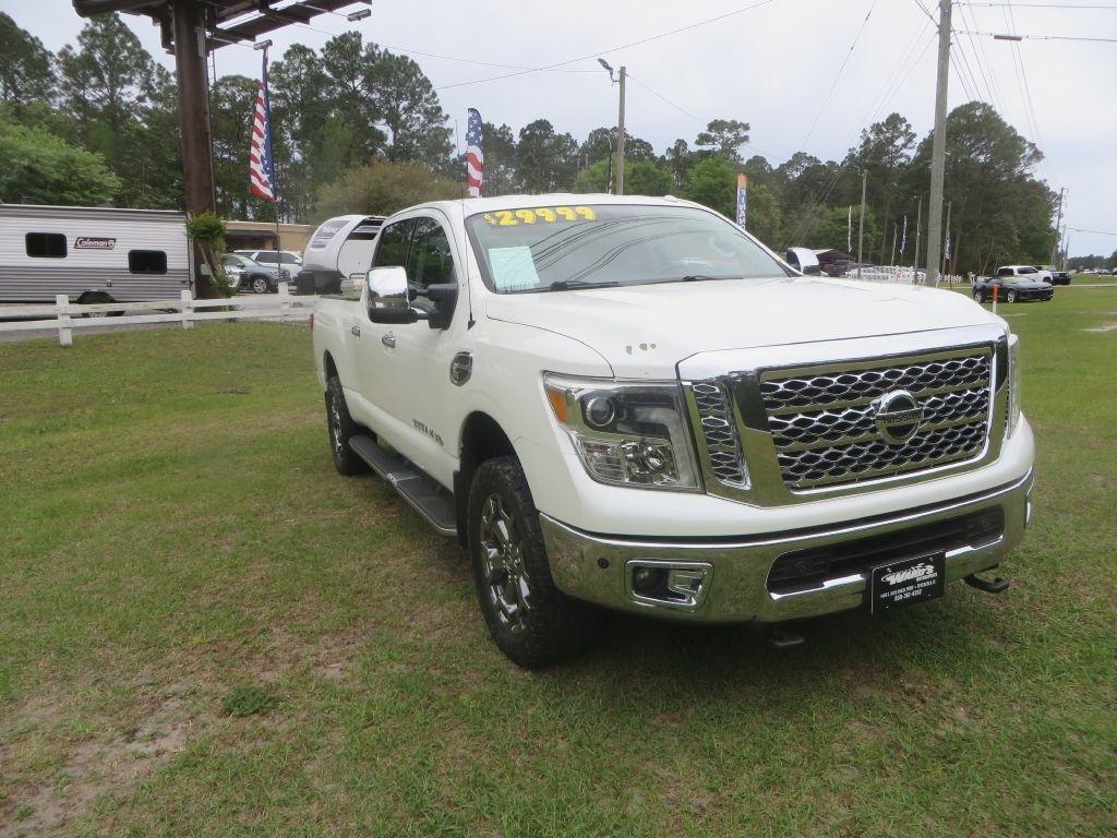 Nissan Titan XD  2017