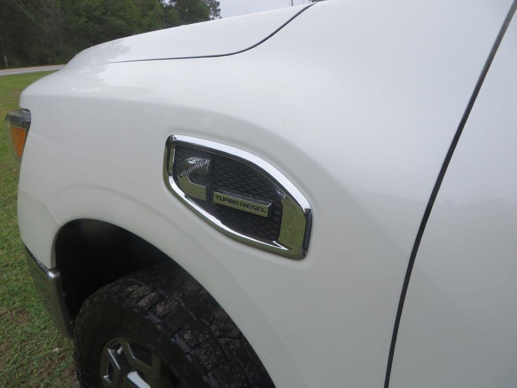 Nissan Titan XD  2017