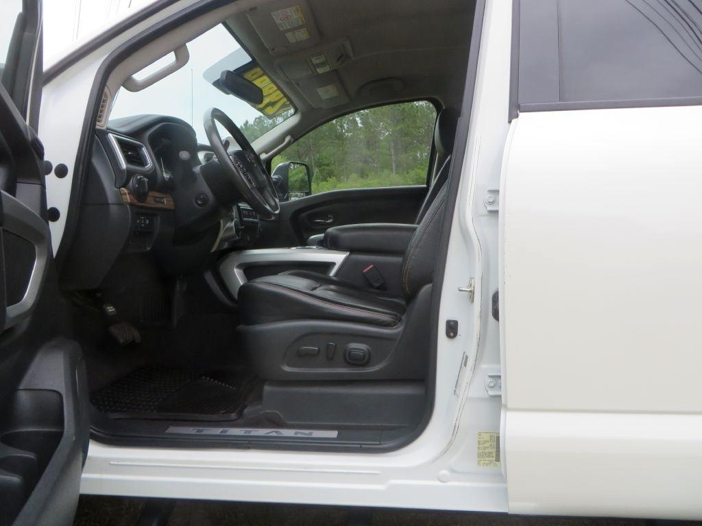 Nissan Titan XD  2017