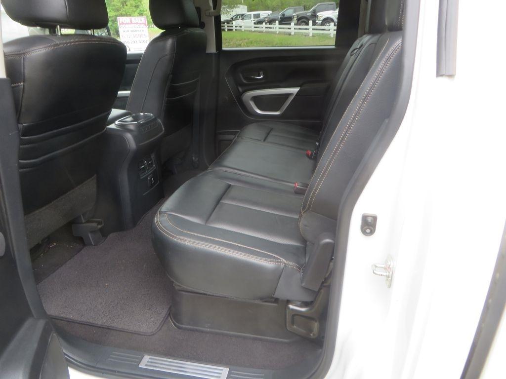 Nissan Titan XD  2017