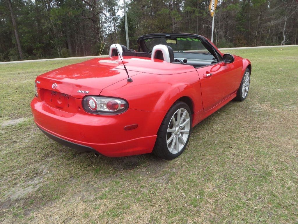 Mazda MX-5 Miata  2008