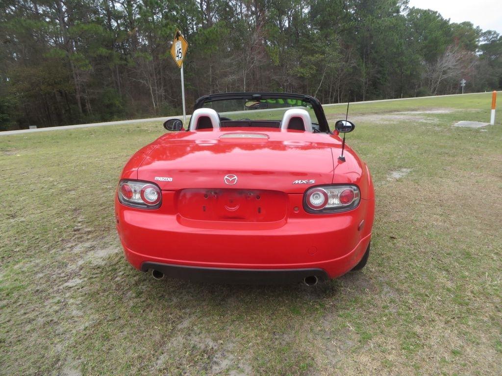 Mazda MX-5 Miata  2008