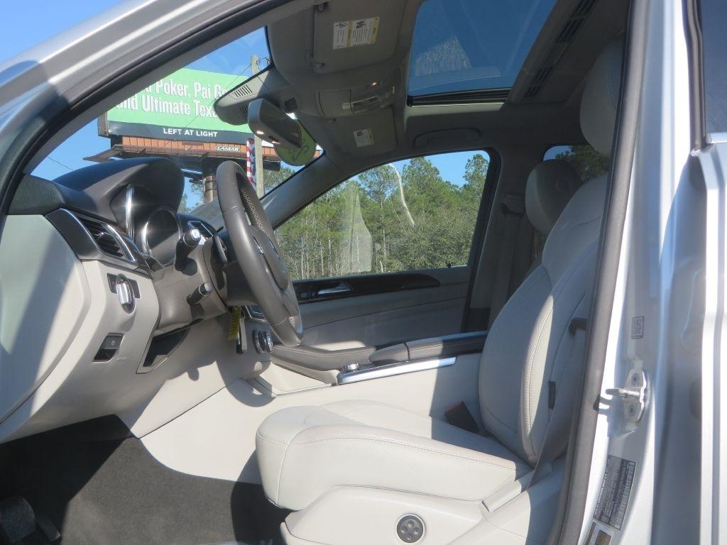 Mercedes-Benz M-Class  2015