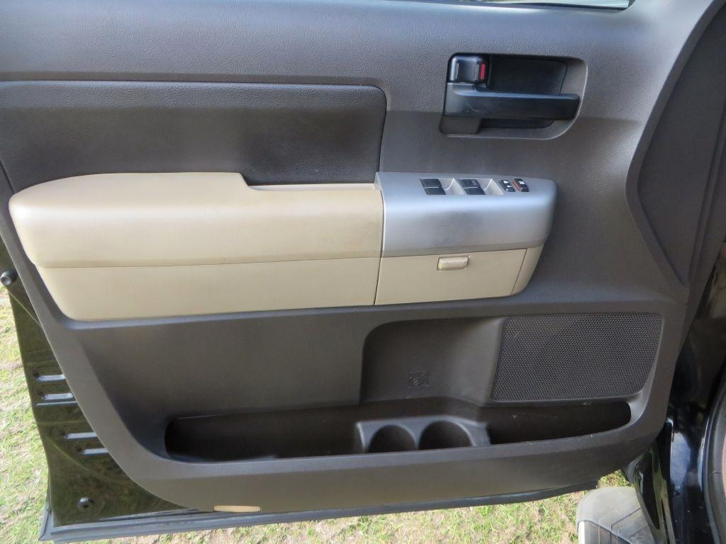 Toyota Tundra 2WD Truck  2009