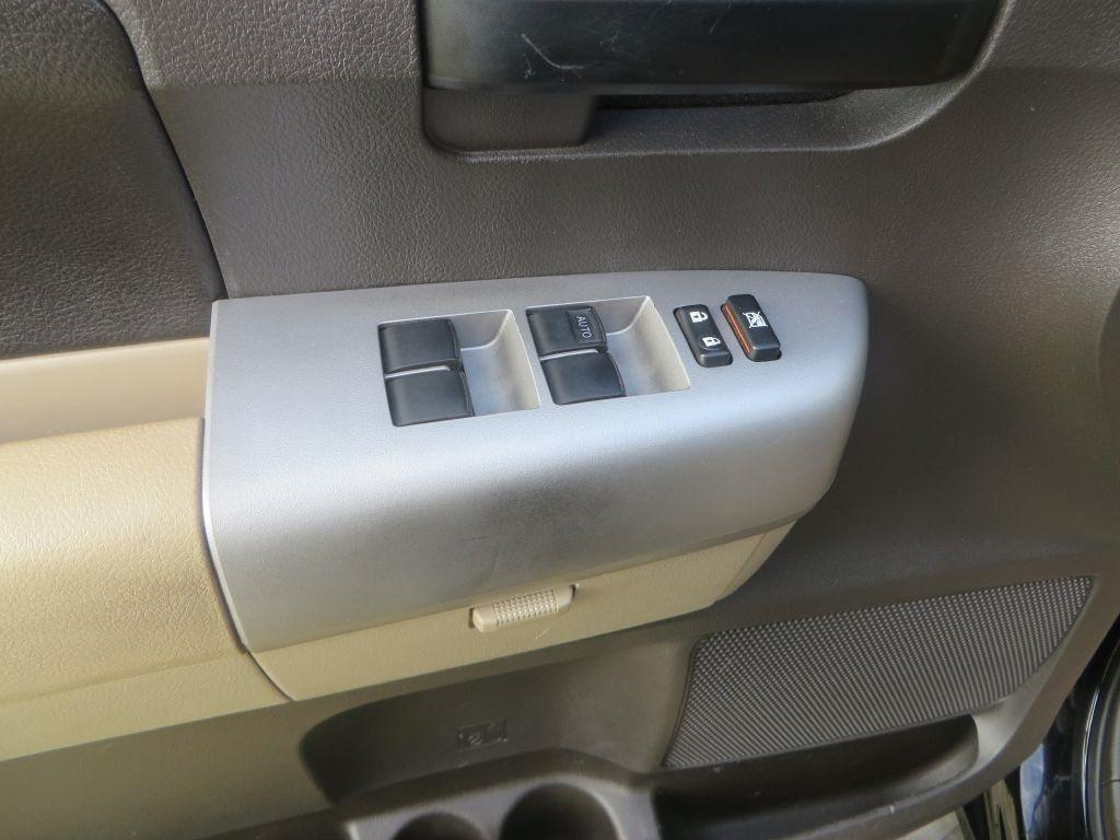 Toyota Tundra 2WD Truck  2009