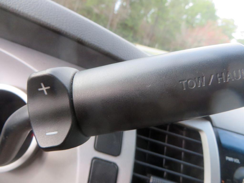 Toyota Tundra 2WD Truck  2009