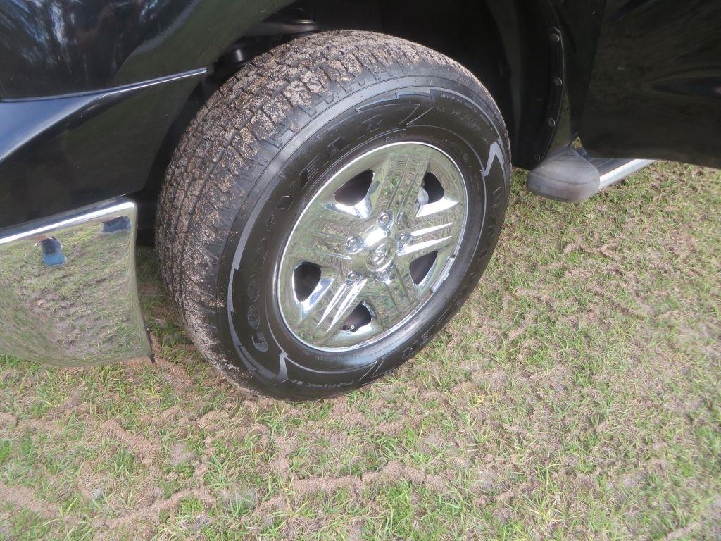 Toyota Tundra 2WD Truck  2009