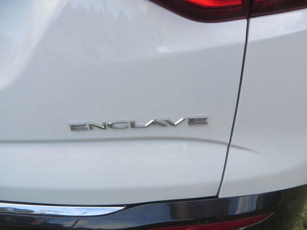 Buick Enclave Essence 2018