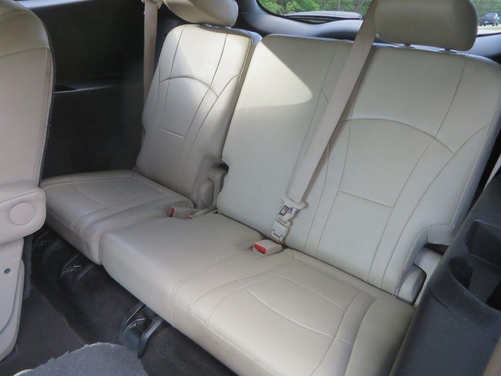 Buick Enclave Essence 2018