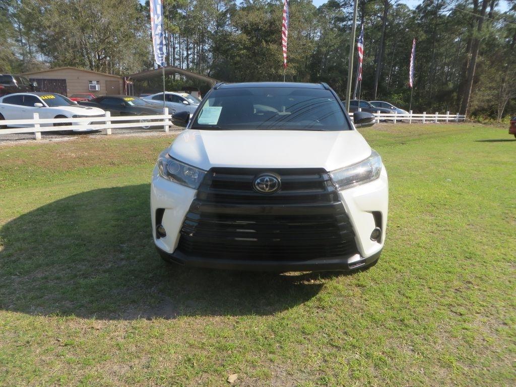Toyota Highlander SE 2019