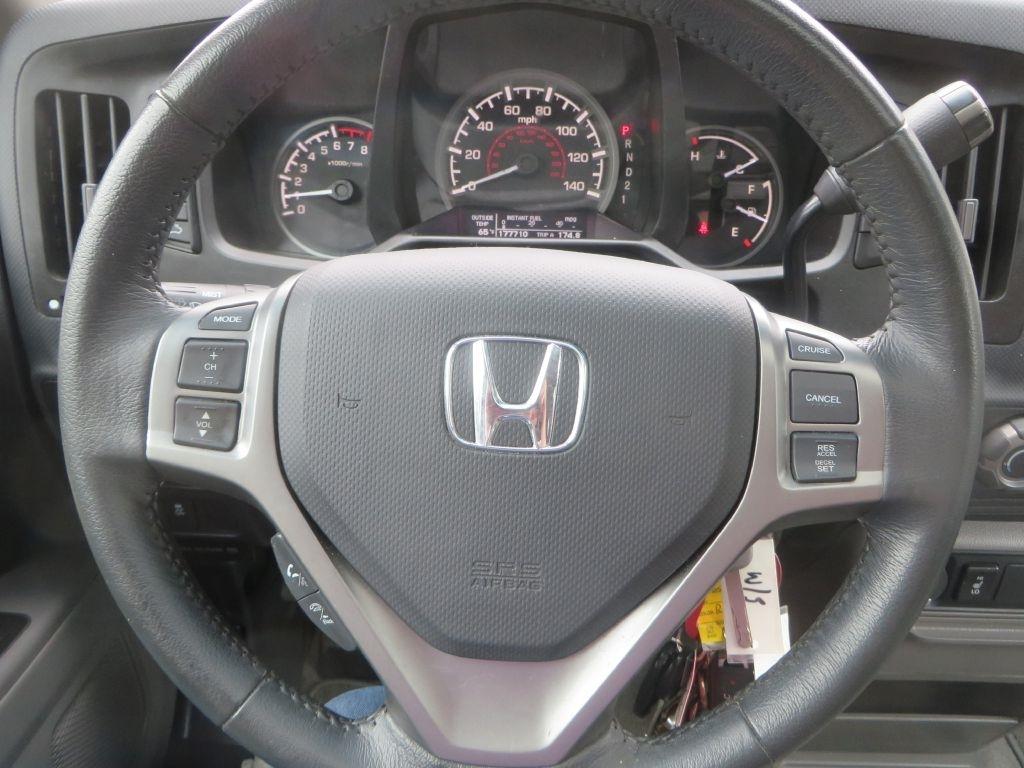 Honda Ridgeline  2012