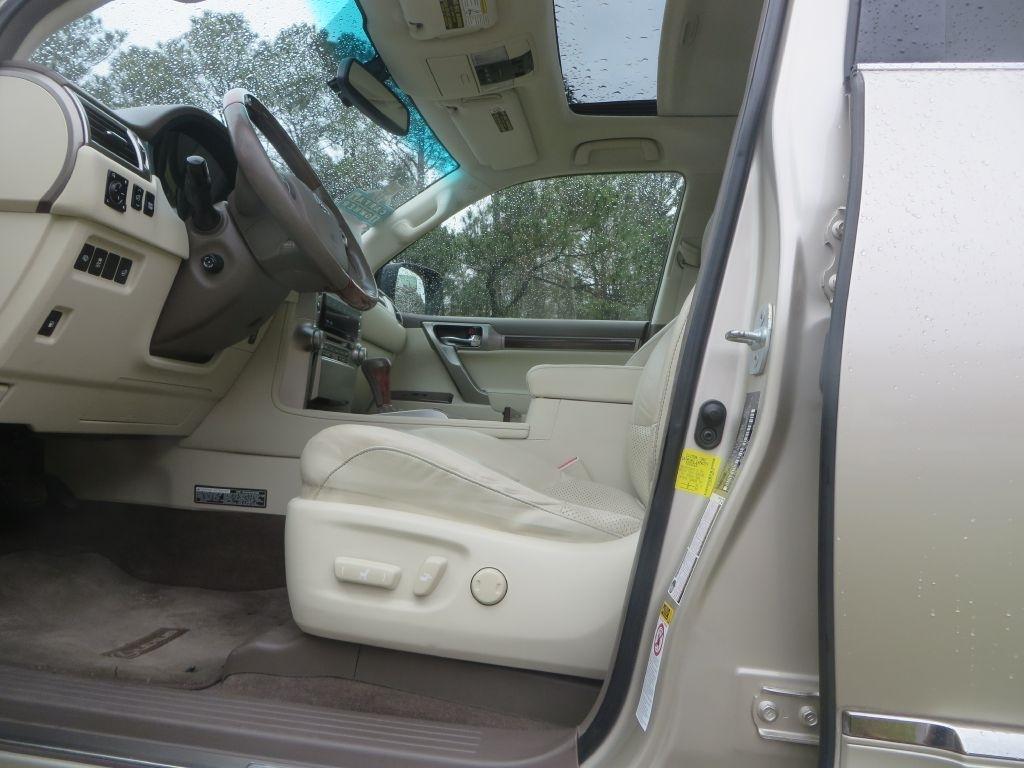 Lexus GX 460  2012