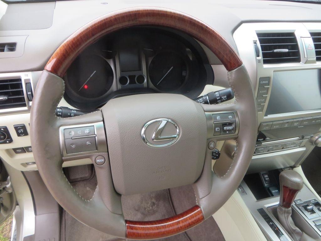 Lexus GX 460  2012