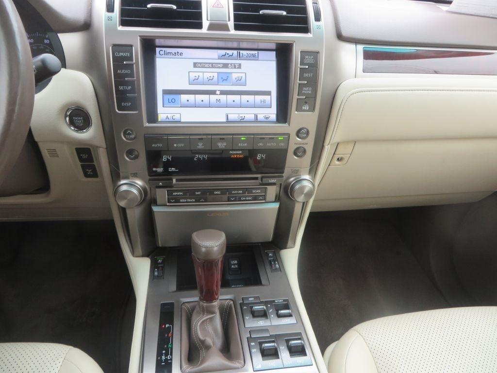 Lexus GX 460  2012