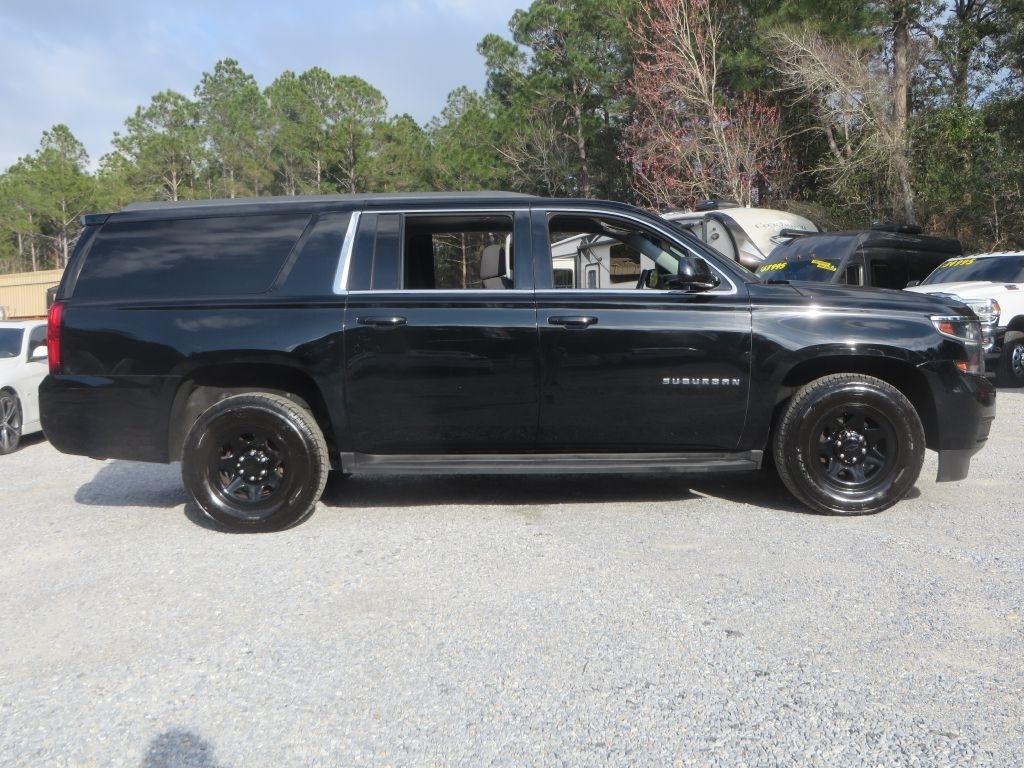 Chevrolet Suburban  2017