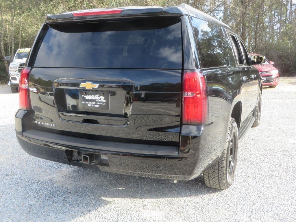 Chevrolet Suburban  2017