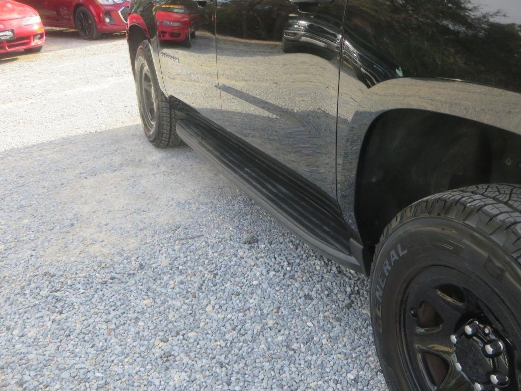 Chevrolet Suburban  2017